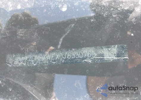 2018 Chevrolet Equinox Premier from USA, damaged, VIN 2GNAXWEX0J6330763